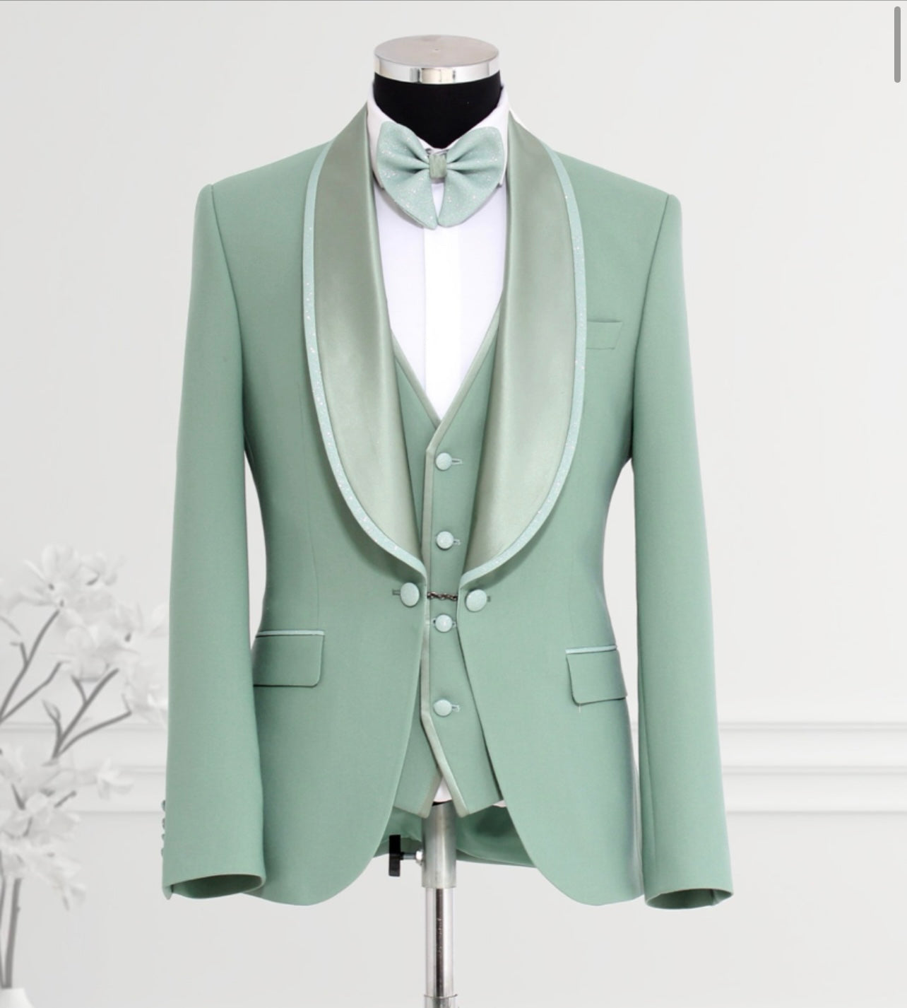 The Royale Signature Tuxedo