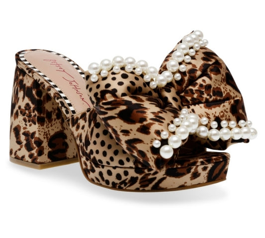 Betsey Johnson Macie