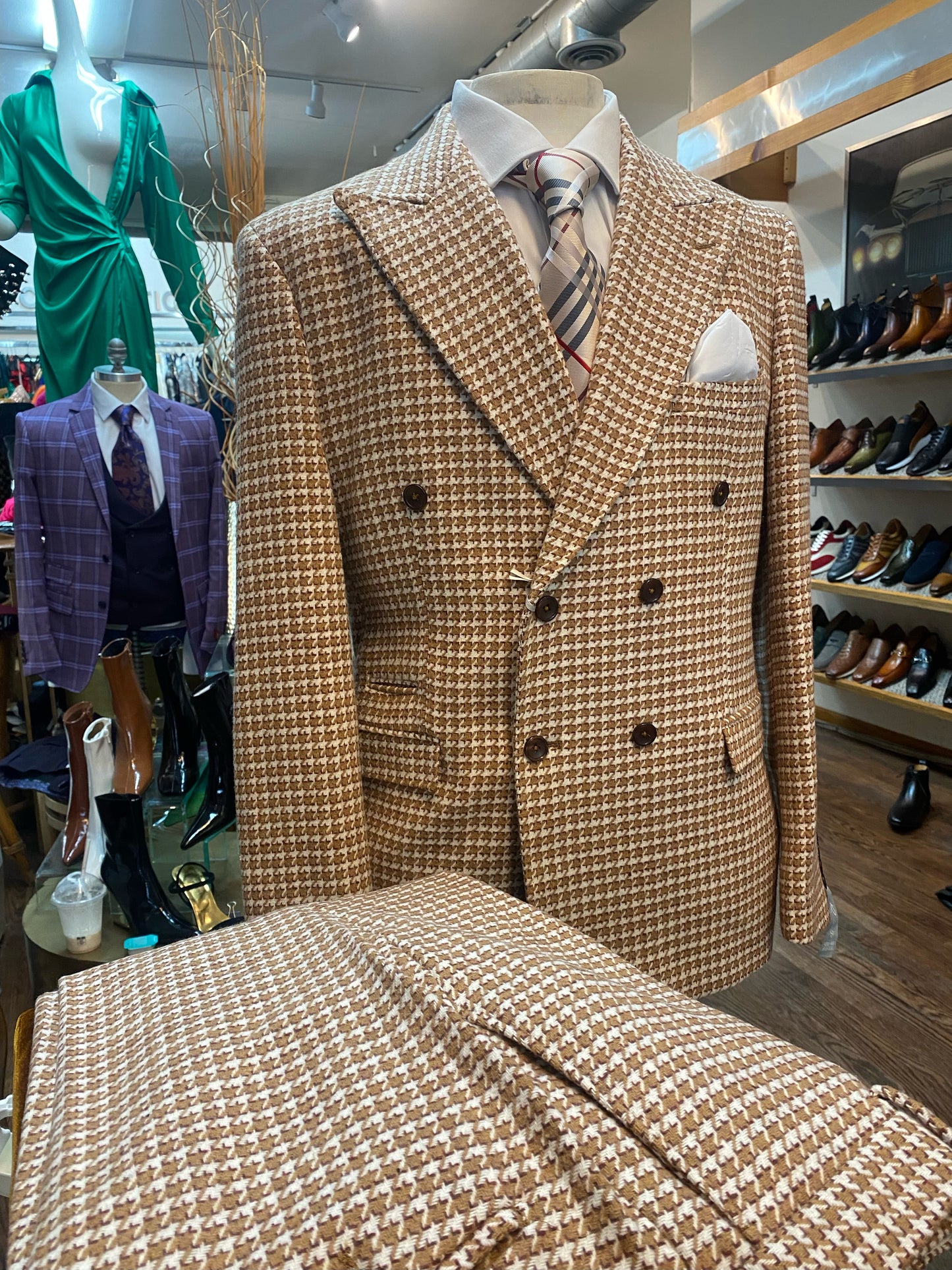 Bubbling brown sugar suit