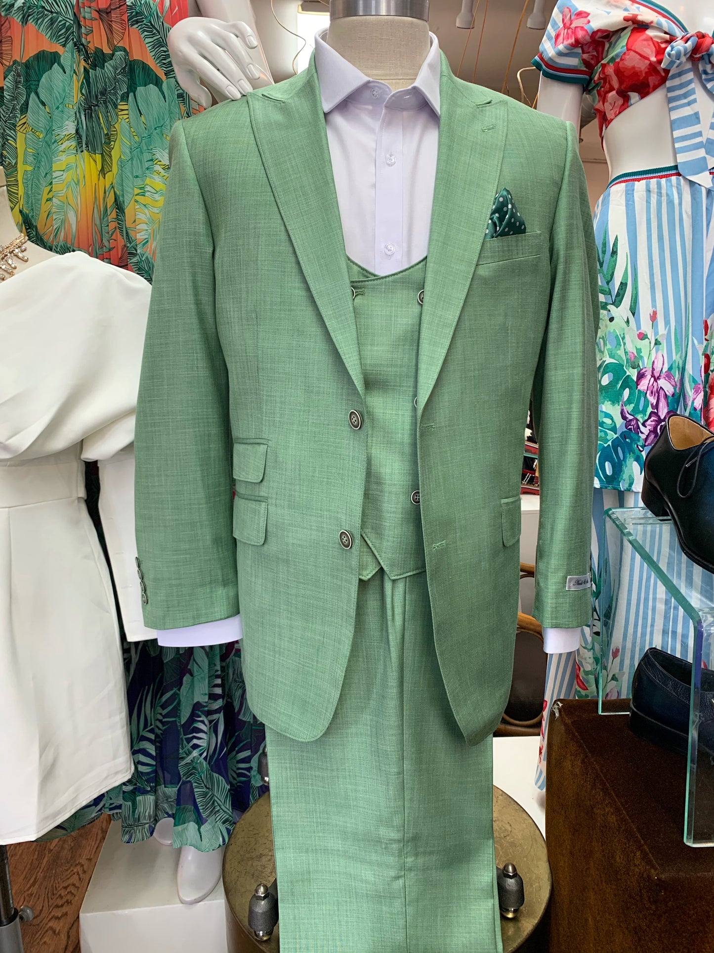 Chase suit