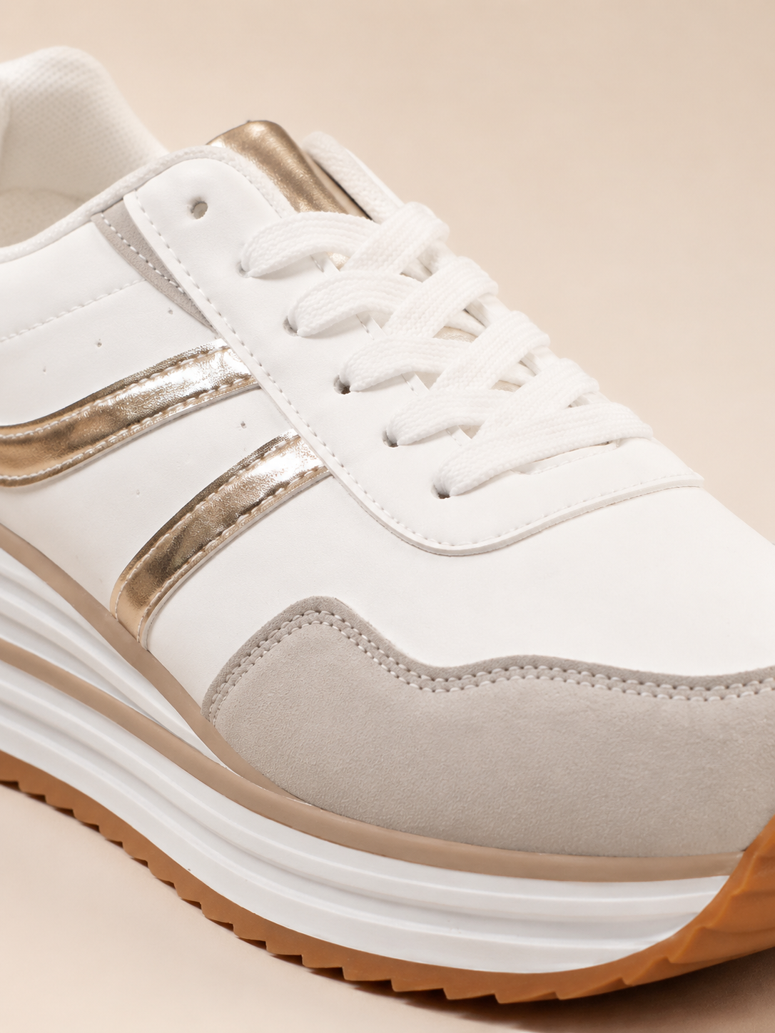 Brenna Woman's Sneaker