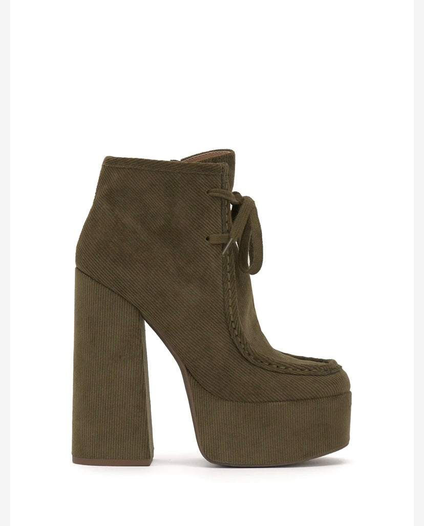 Jessica Simpson Olive oil Boot